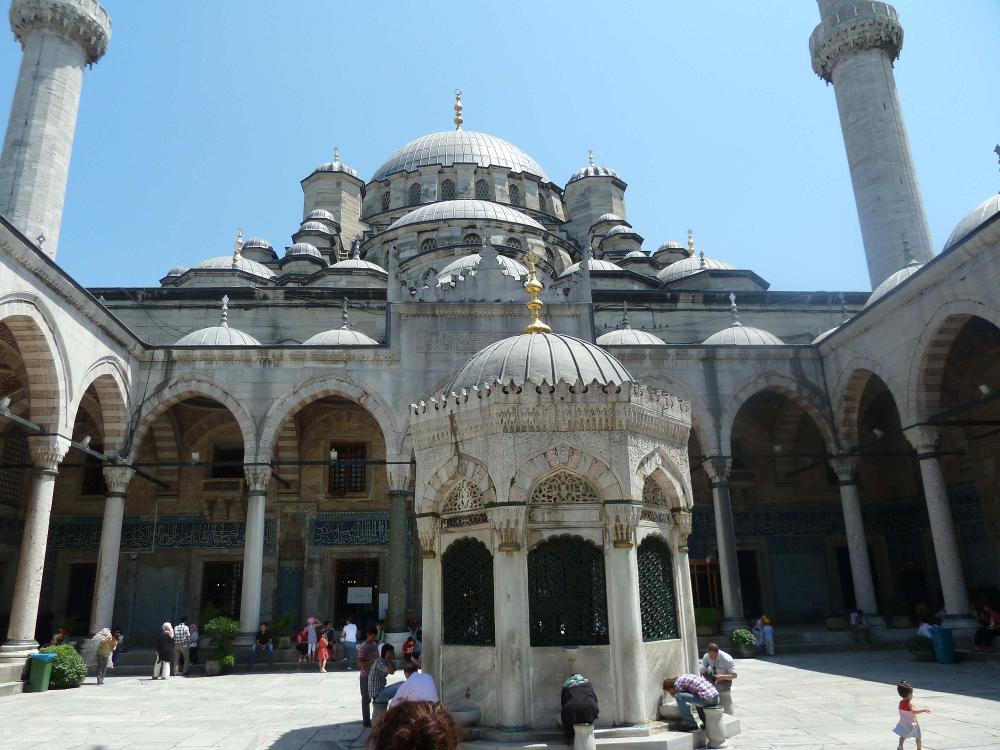 Yeni Camii