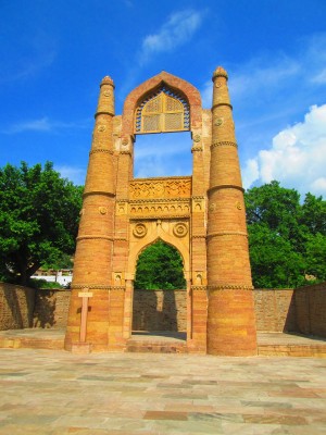 Badal Mahal Darwaza, Chanderi