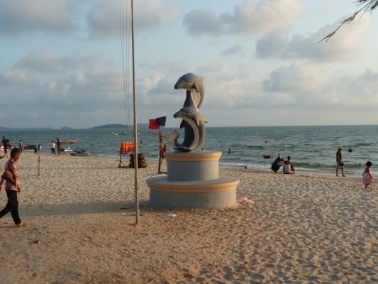 Statue, plage de Serendipity, Sihanoukville