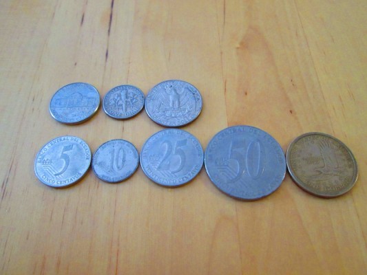Cents et centavos