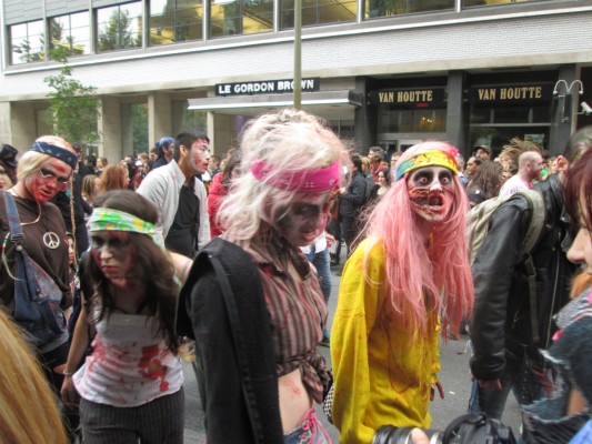 Marche des zombies à Montréal