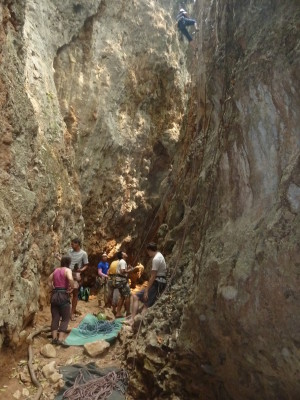 Cours d'escalade à Vang Vieng.