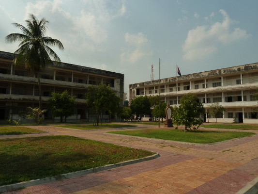 Cour intérieure de Tuol Sleng