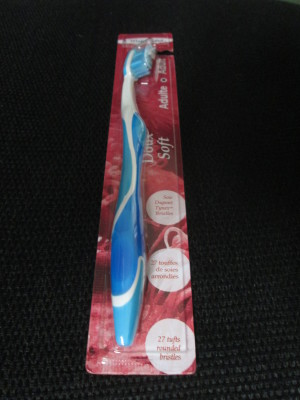 Parce qu'il n'y a pas assez de photos de brosse à dents dans les Internets. 