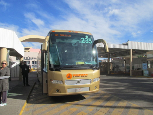 Arrivée au poste frontalier. 