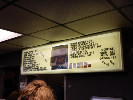 Le menu et les prix.