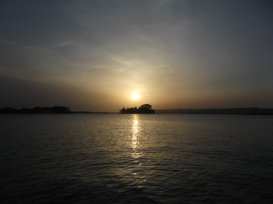 Coucher de soleil sur le Lago Petén Itzá