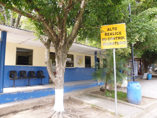 Frontière côté Guatemala