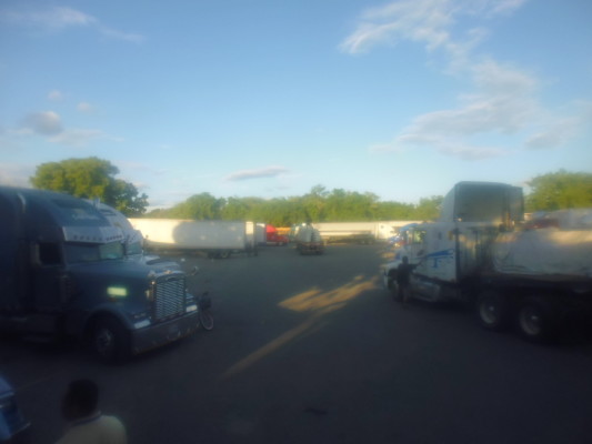 Autre photo merdique. Poster frontalier nicaraguayen.