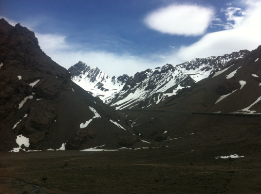 Les Andes, entre Mendoza (Argentine) et Viña del Mar (Chili).