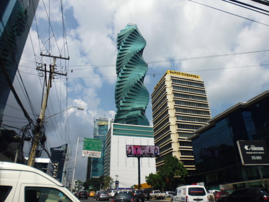 F & F Tower, Panama City