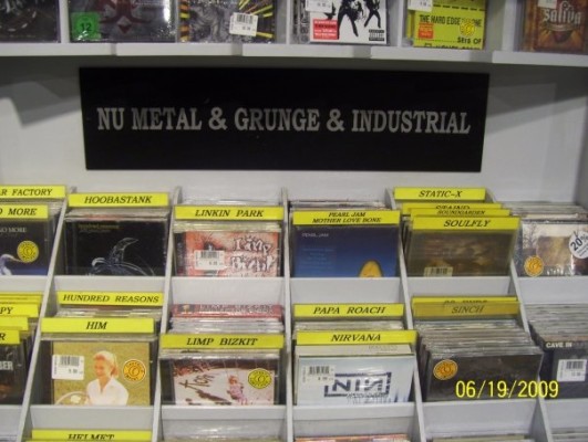 Bon, j'aime les disques, mais pas au point d'acheter du nu metal.