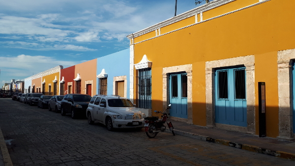 This image has an empty alt attribute; its file name is centre-historique-campeche5.jpg